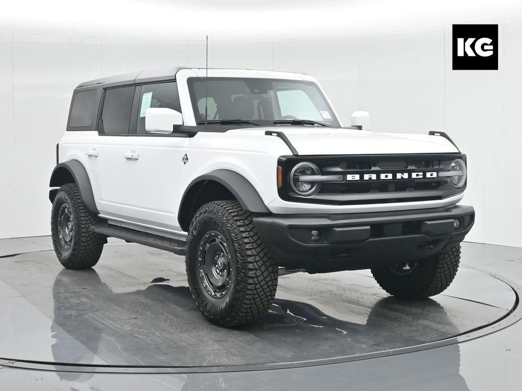 new 2024 Ford Bronco car, priced at $56,014