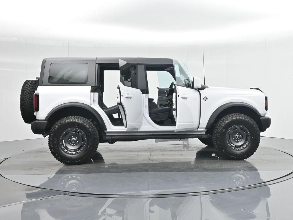 new 2024 Ford Bronco car, priced at $59,280