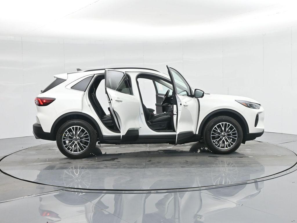 new 2025 Ford Escape car, priced at $38,737