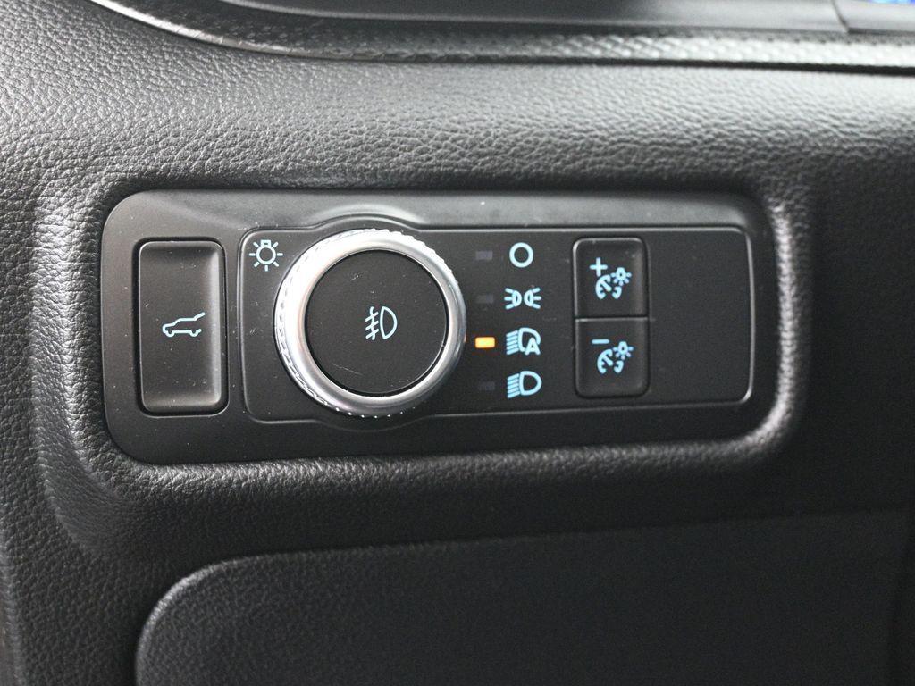used 2022 Ford Explorer car, priced at $38,900