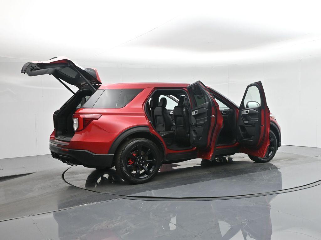 used 2022 Ford Explorer car, priced at $38,900