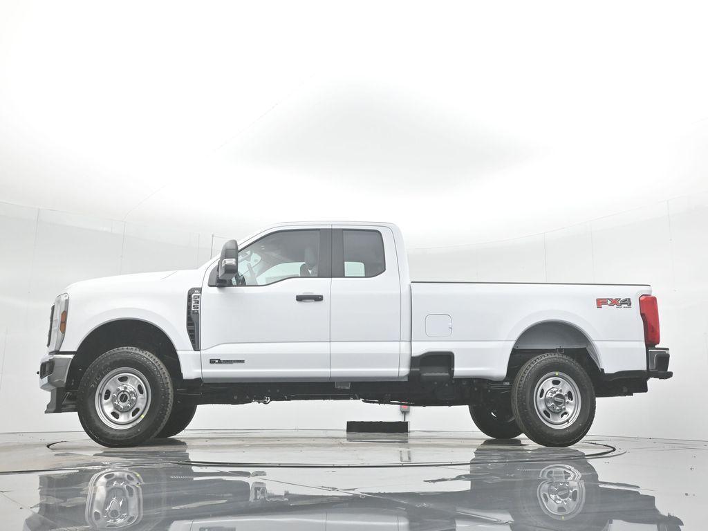 new 2024 Ford F-350 car, priced at $62,870