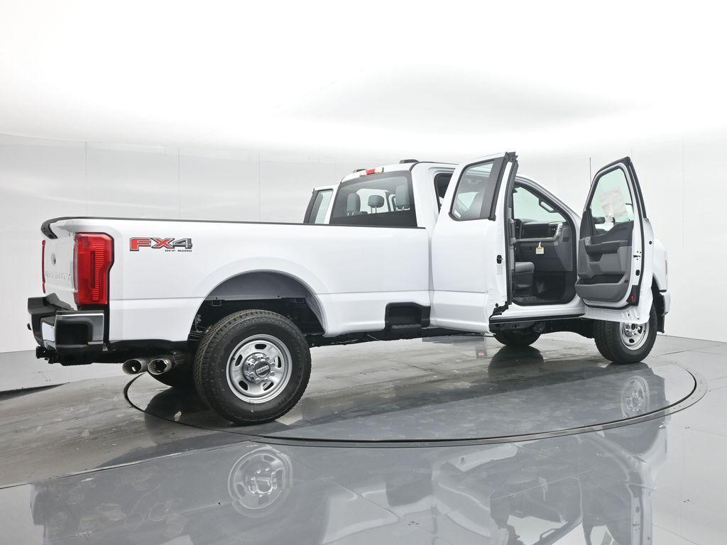 new 2024 Ford F-350 car, priced at $62,870