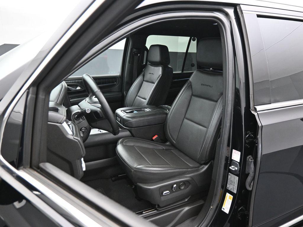 used 2023 GMC Yukon car, priced at $68,600