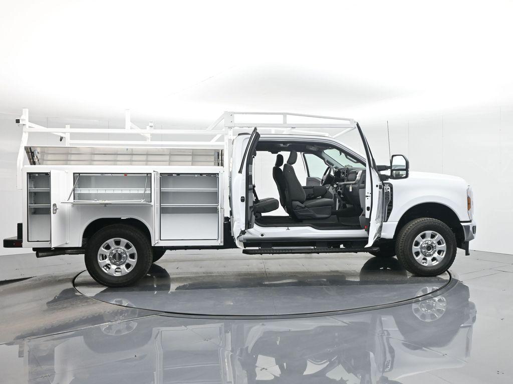 new 2024 Ford F-250 car, priced at $66,442