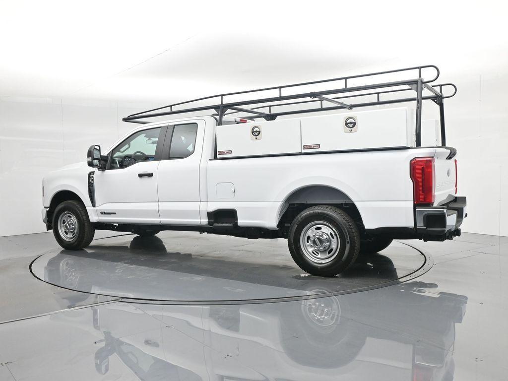 new 2024 Ford F-350 car, priced at $59,318