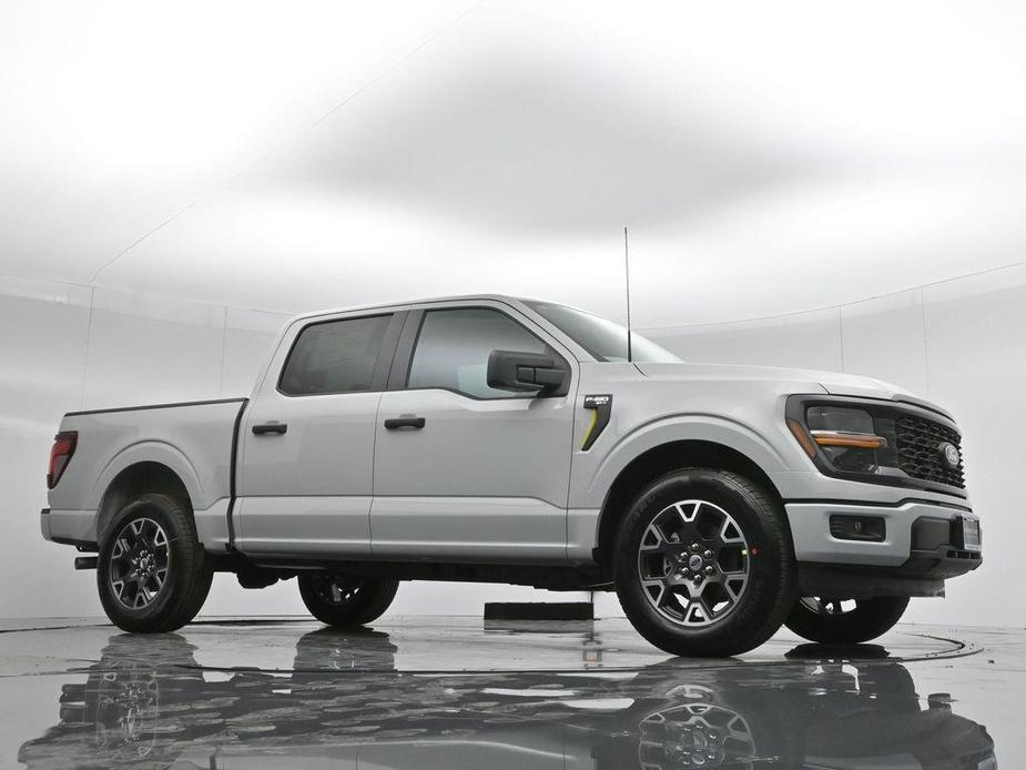 new 2024 Ford F-150 car, priced at $48,225