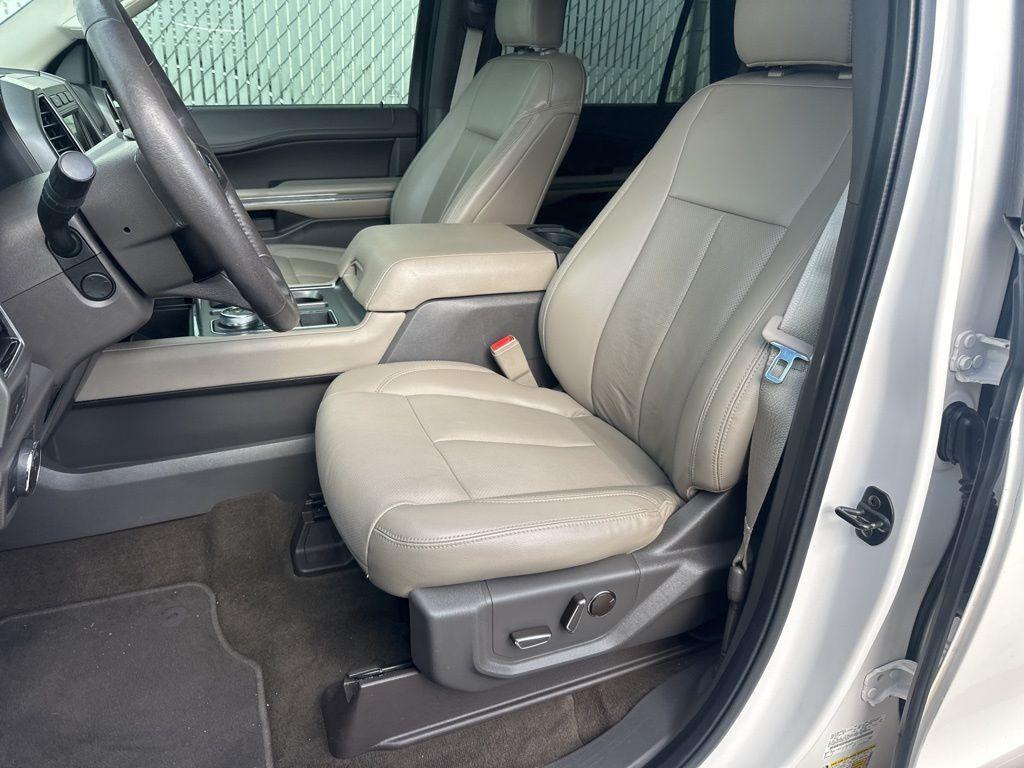 used 2019 Ford Expedition car, priced at $27,500