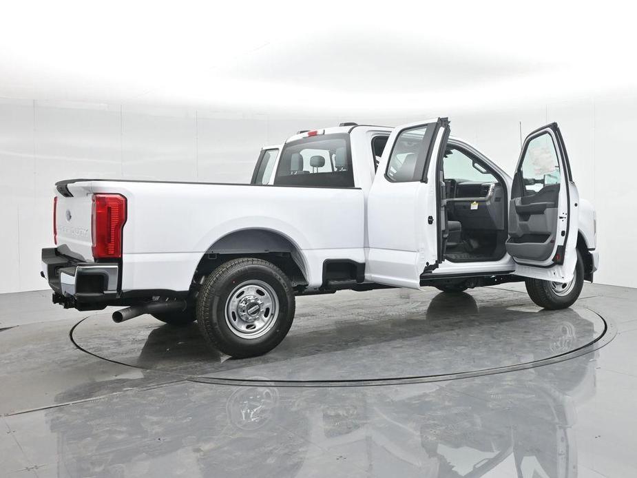 new 2024 Ford F-250 car, priced at $49,860