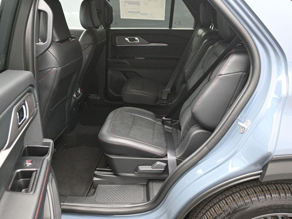 new 2025 Ford Explorer car, priced at $52,935