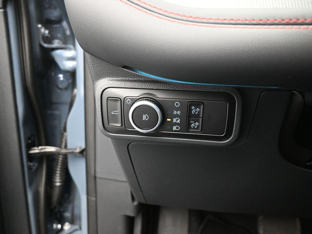 new 2025 Ford Explorer car, priced at $52,935