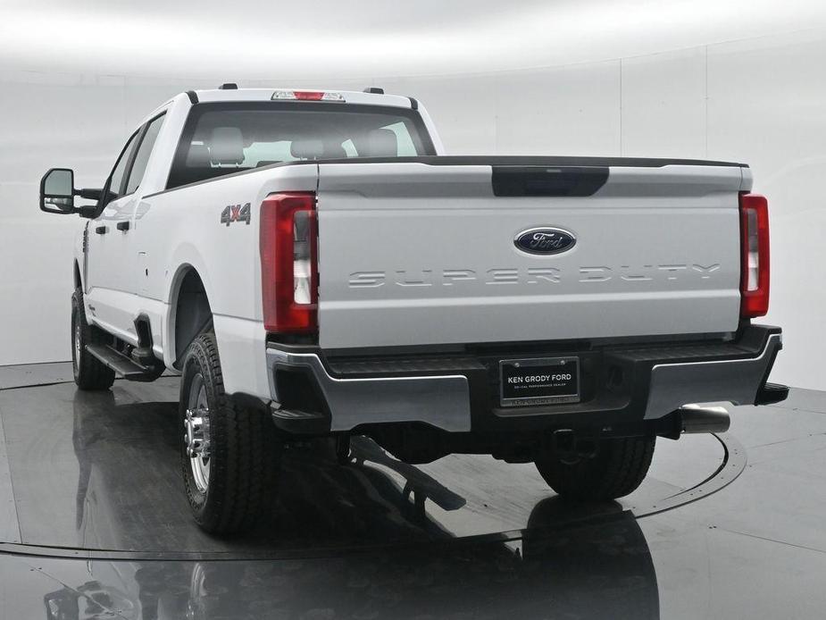 new 2024 Ford F-350 car, priced at $68,700