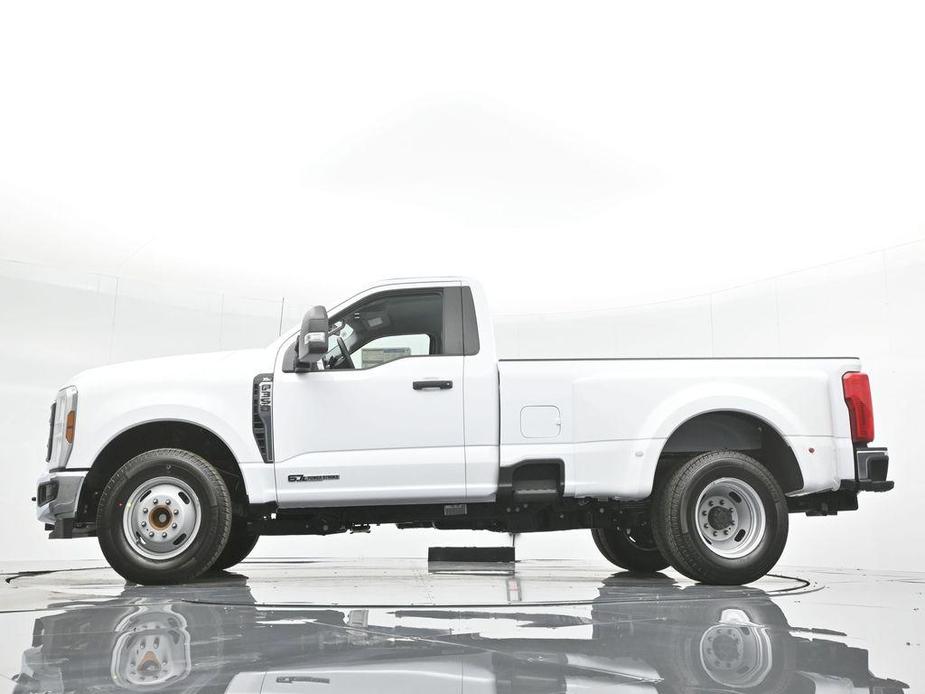 new 2024 Ford F-350 car, priced at $61,020