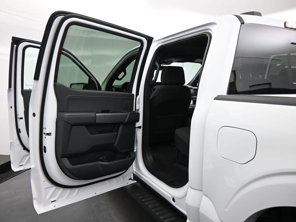 new 2025 Ford F-150 car, priced at $58,622