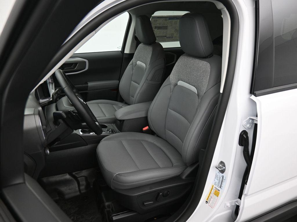 new 2025 Ford Bronco Sport car, priced at $39,931