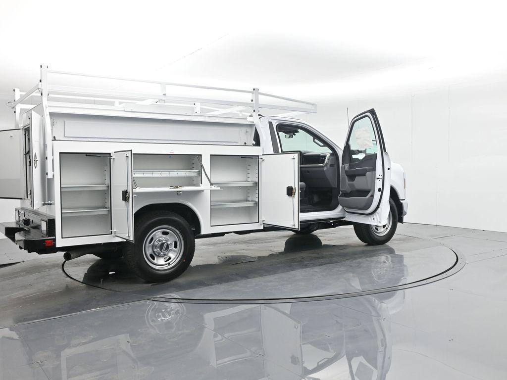 new 2024 Ford F-350 car, priced at $59,686