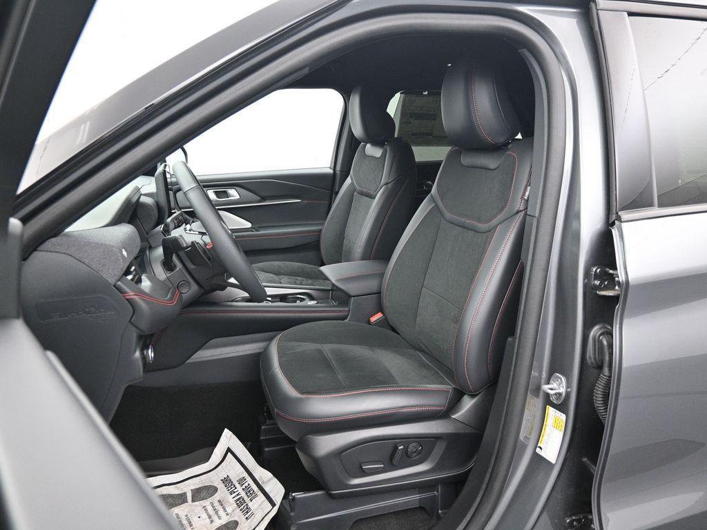 new 2025 Ford Explorer car, priced at $52,741