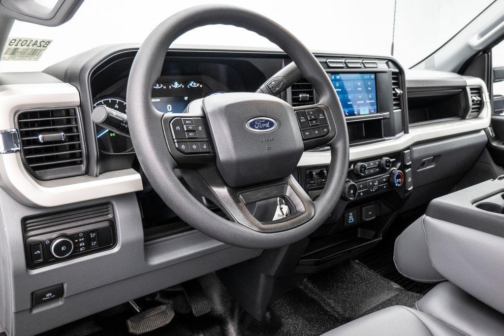 new 2024 Ford F-250 car, priced at $53,580