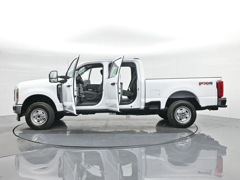 new 2025 Ford F-250 car, priced at $66,450