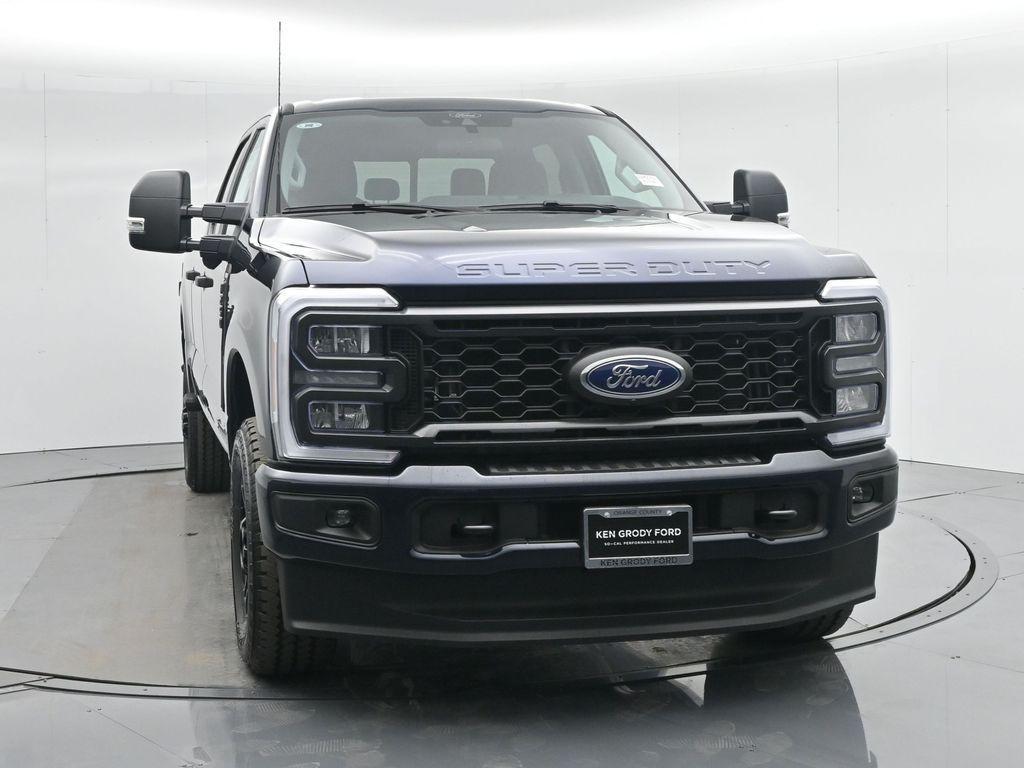 new 2024 Ford F-250 car, priced at $70,940