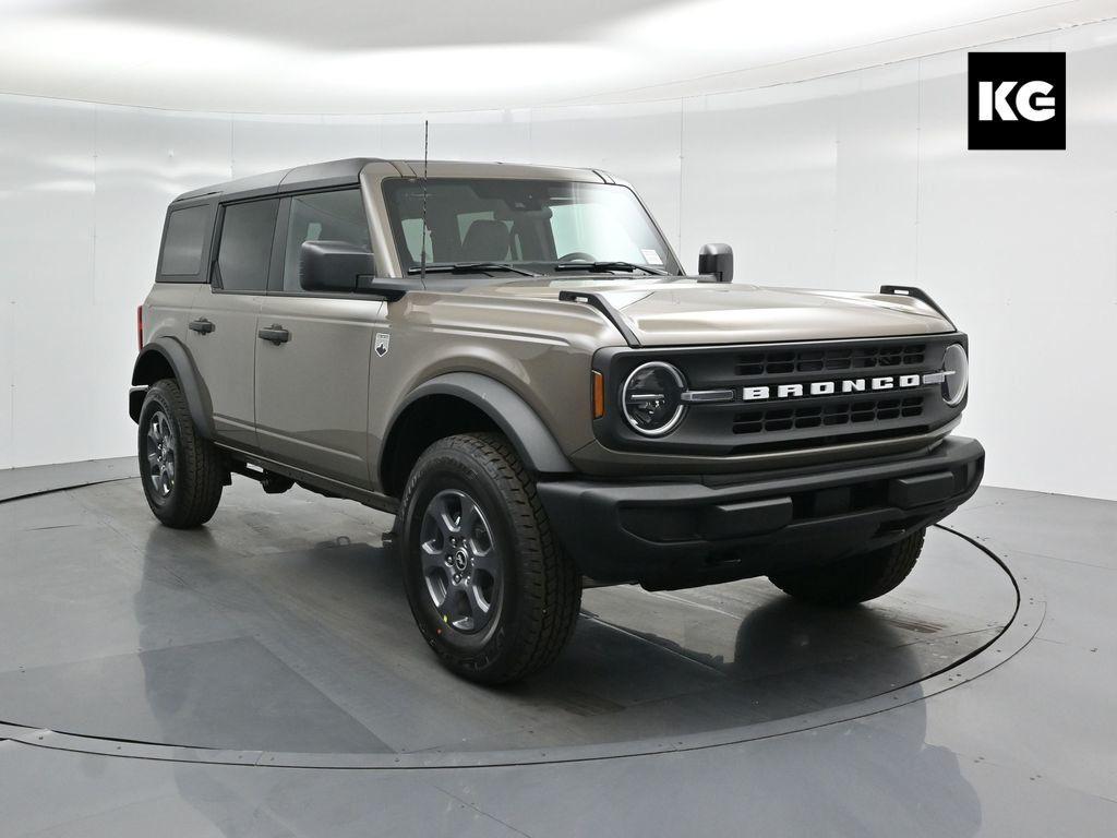 new 2025 Ford Bronco car, priced at $46,655