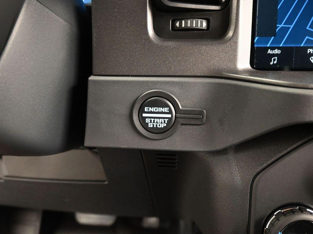 new 2025 Ford Bronco car, priced at $46,655