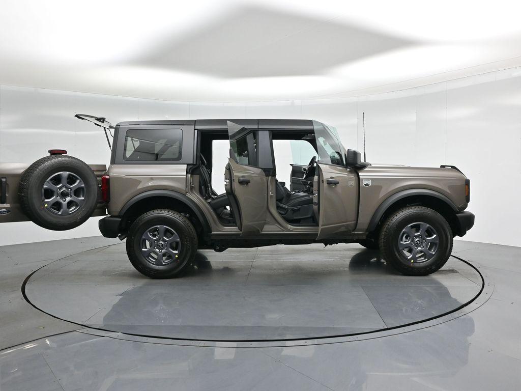 new 2025 Ford Bronco car, priced at $46,655