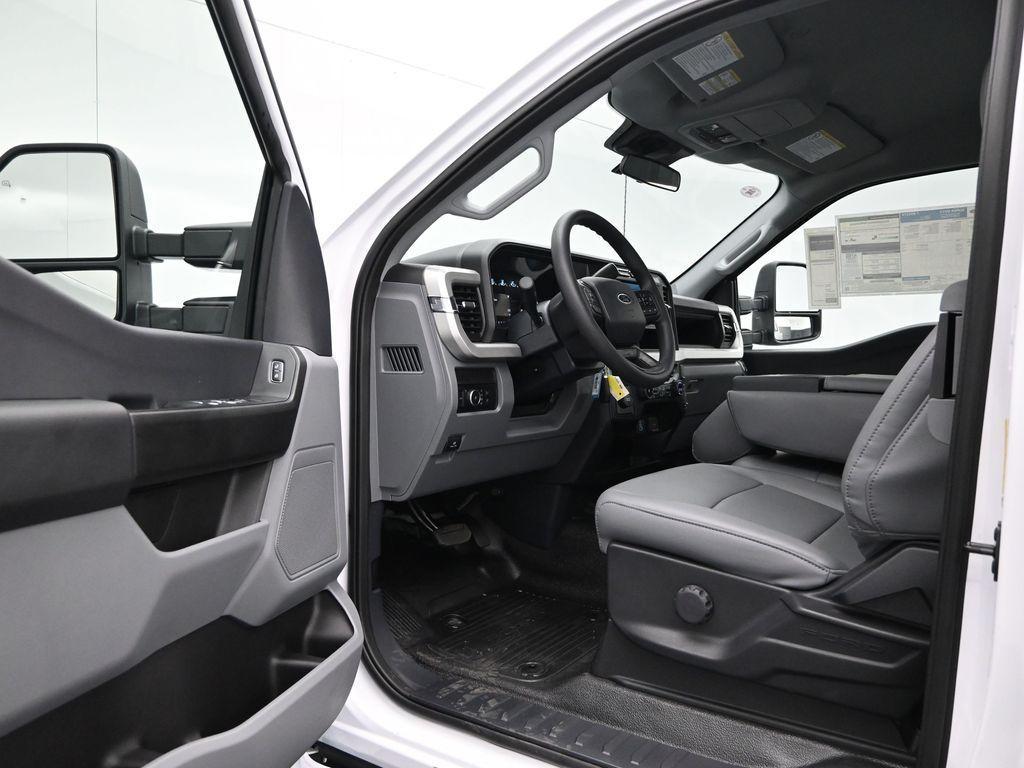 new 2024 Ford F-250 car, priced at $47,900