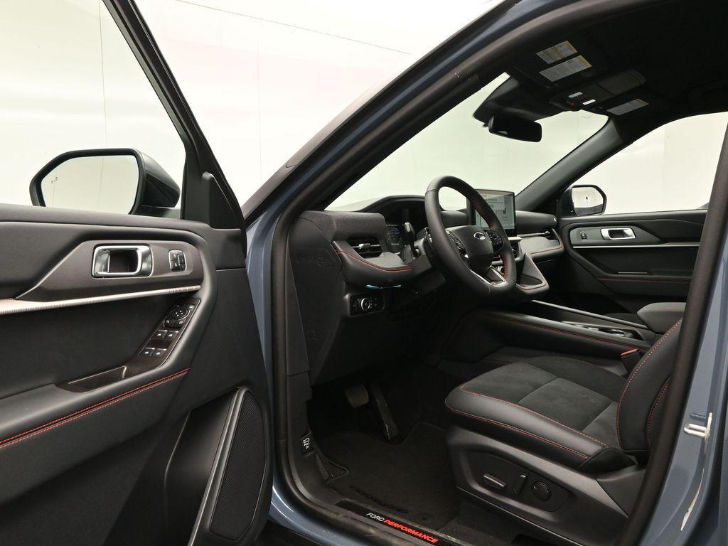 new 2025 Ford Explorer car, priced at $53,786