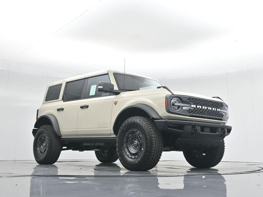 new 2025 Ford Bronco car, priced at $66,965