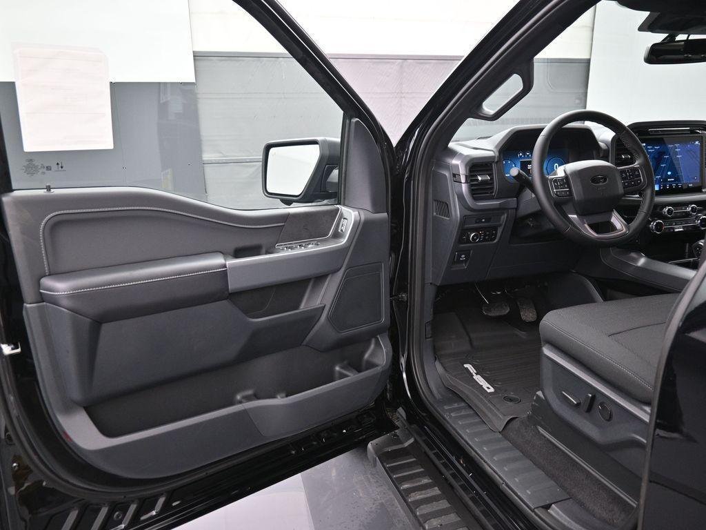 new 2025 Ford F-150 car, priced at $63,600