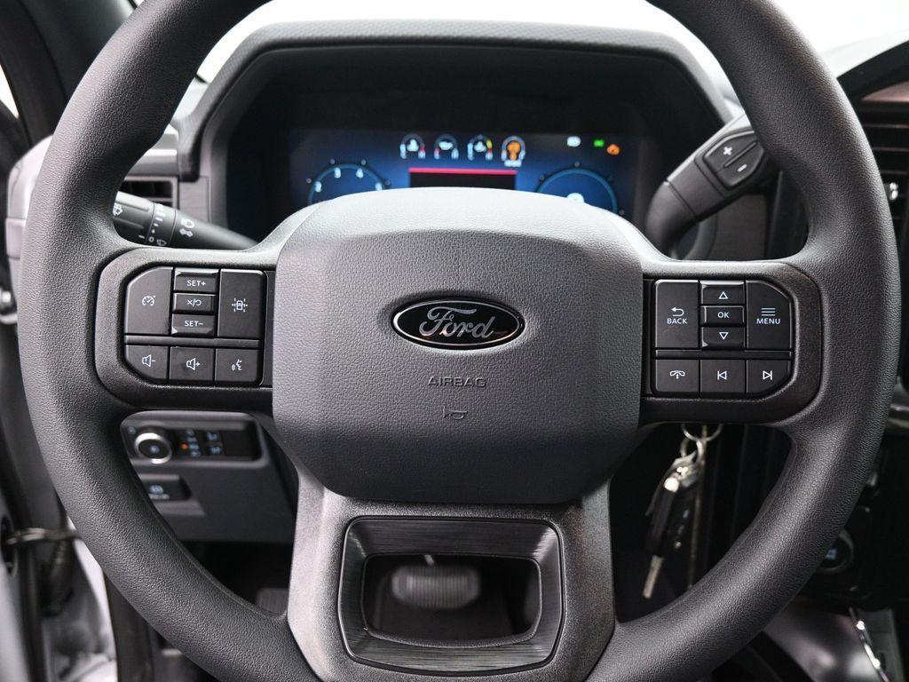 new 2025 Ford F-150 car, priced at $52,039