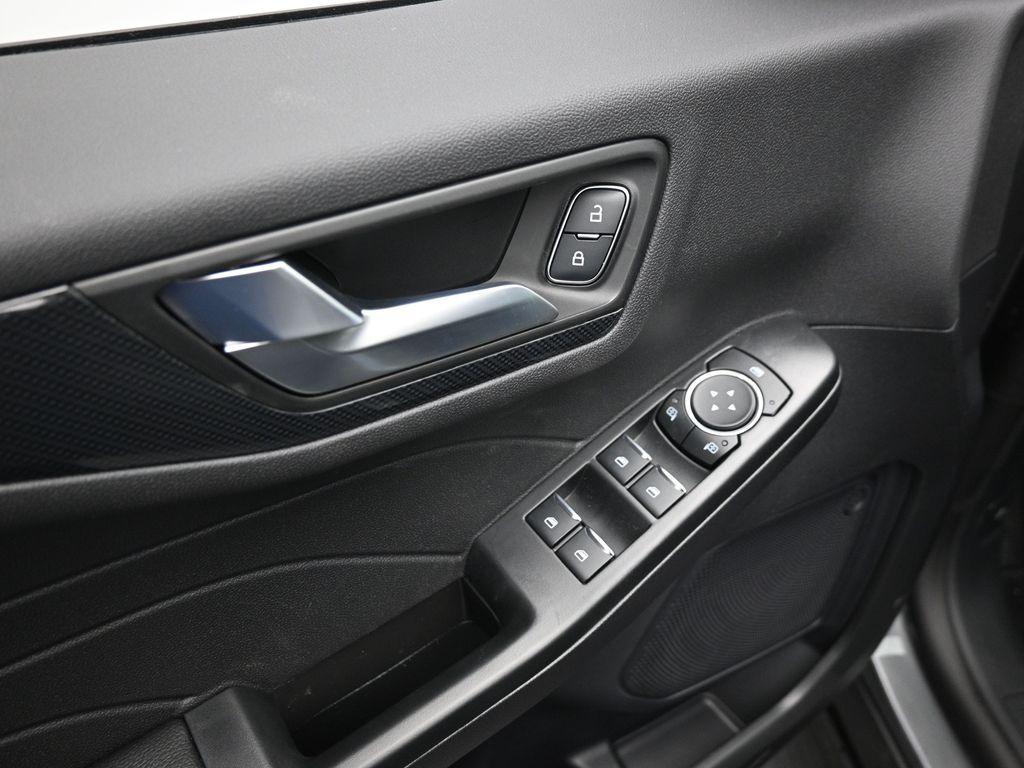 new 2025 Ford Escape car, priced at $30,325