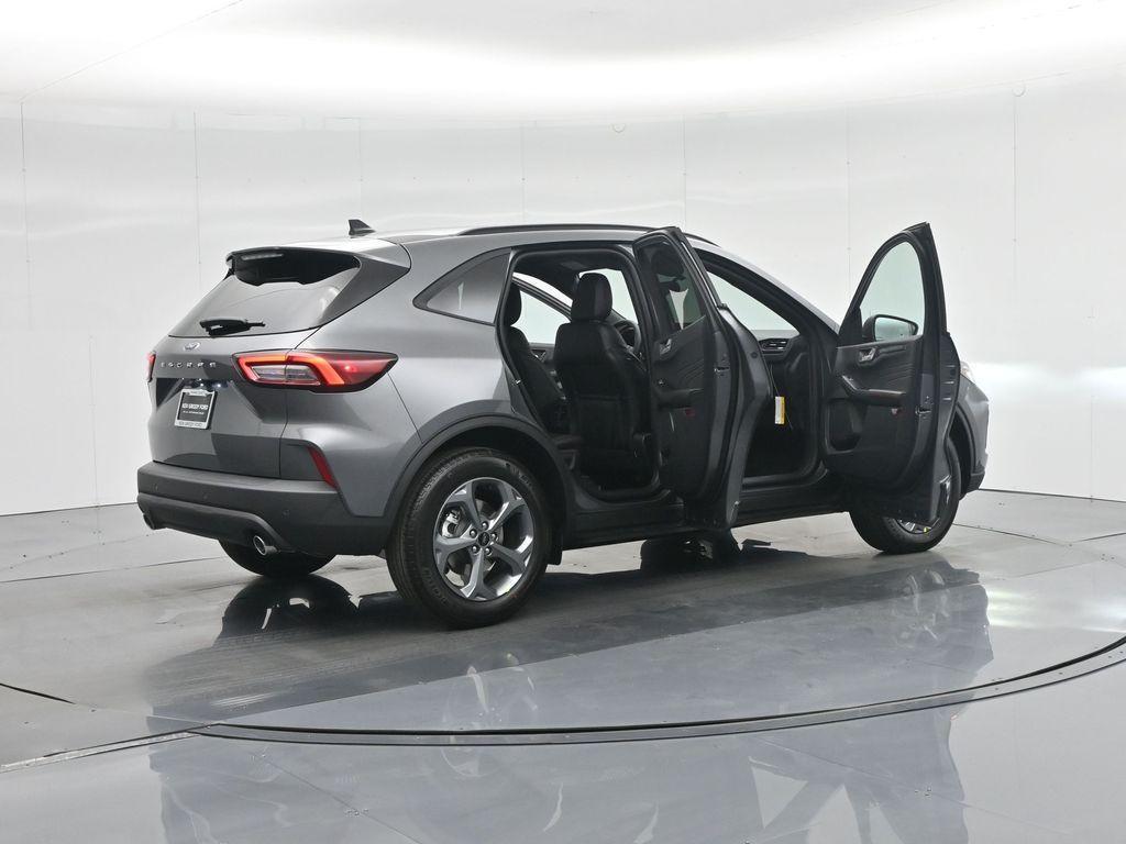 new 2025 Ford Escape car, priced at $30,325