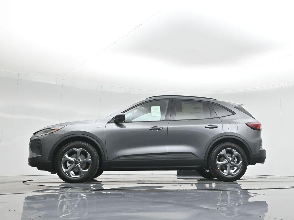 new 2025 Ford Escape car, priced at $30,325