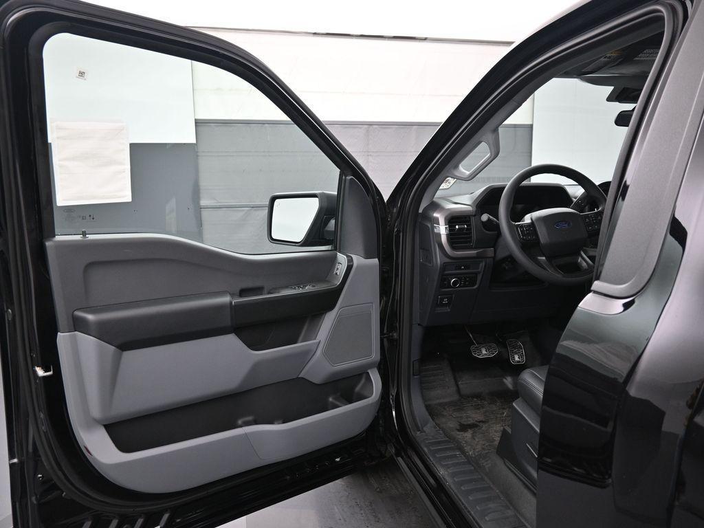 new 2025 Ford F-150 car, priced at $76,165