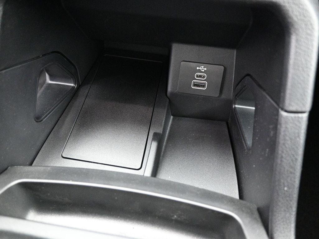 new 2025 Ford Ranger car, priced at $33,297
