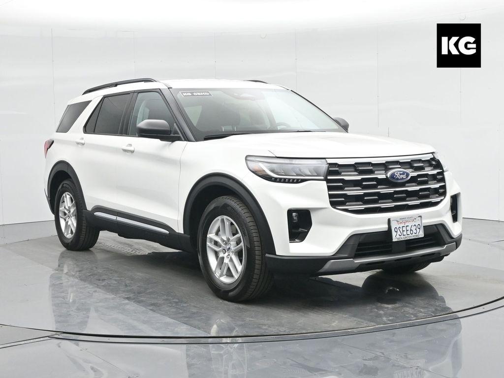 new 2025 Ford Explorer car, priced at $45,415