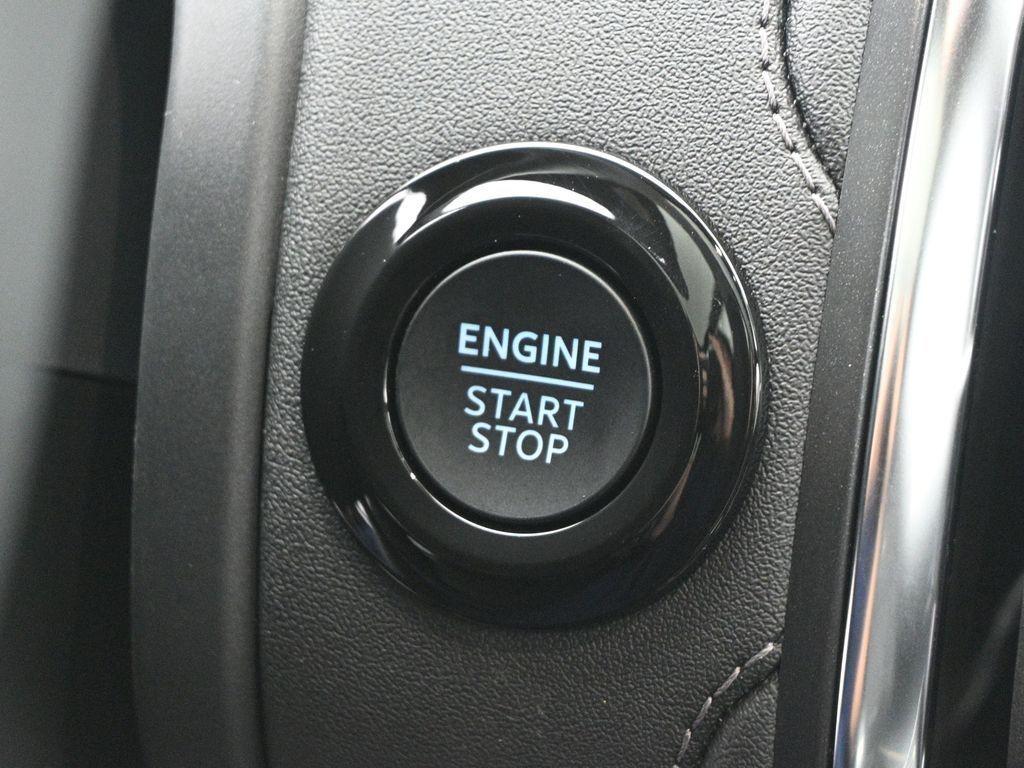 new 2025 Ford Expedition car, priced at $85,005