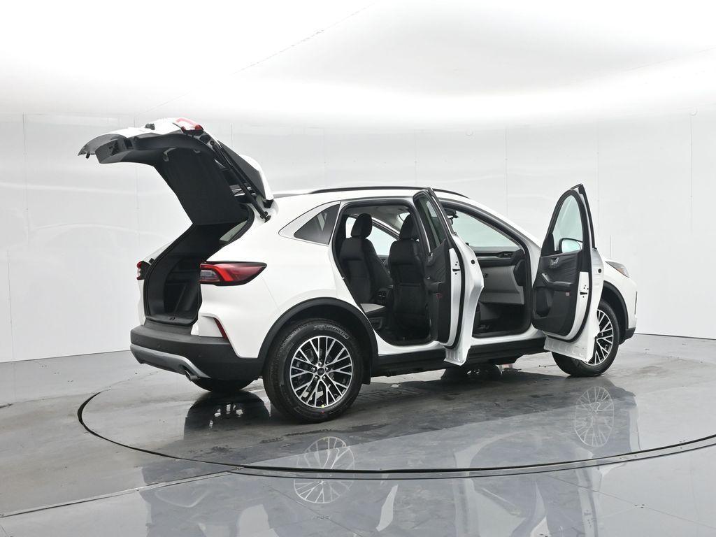 new 2025 Ford Escape car, priced at $34,267