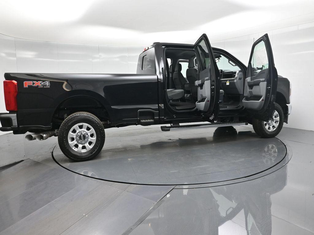 new 2024 Ford F-250 car, priced at $71,165