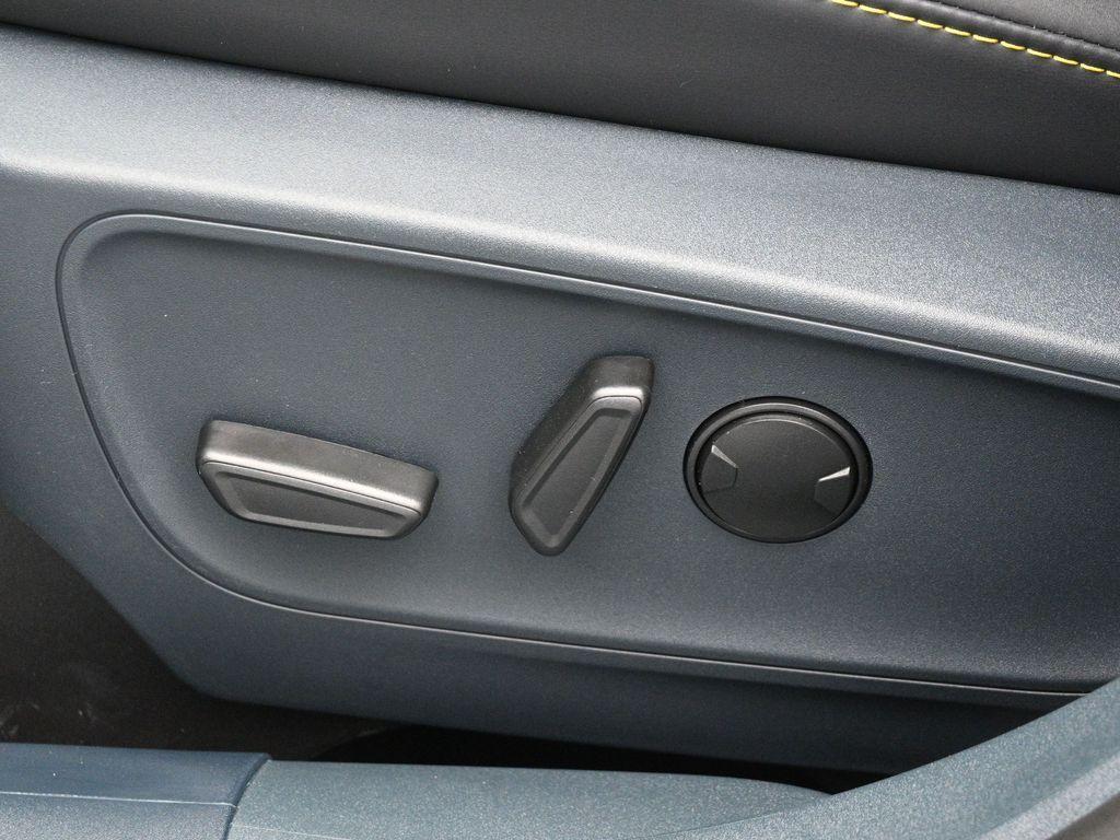 new 2025 Ford Maverick car, priced at $35,823