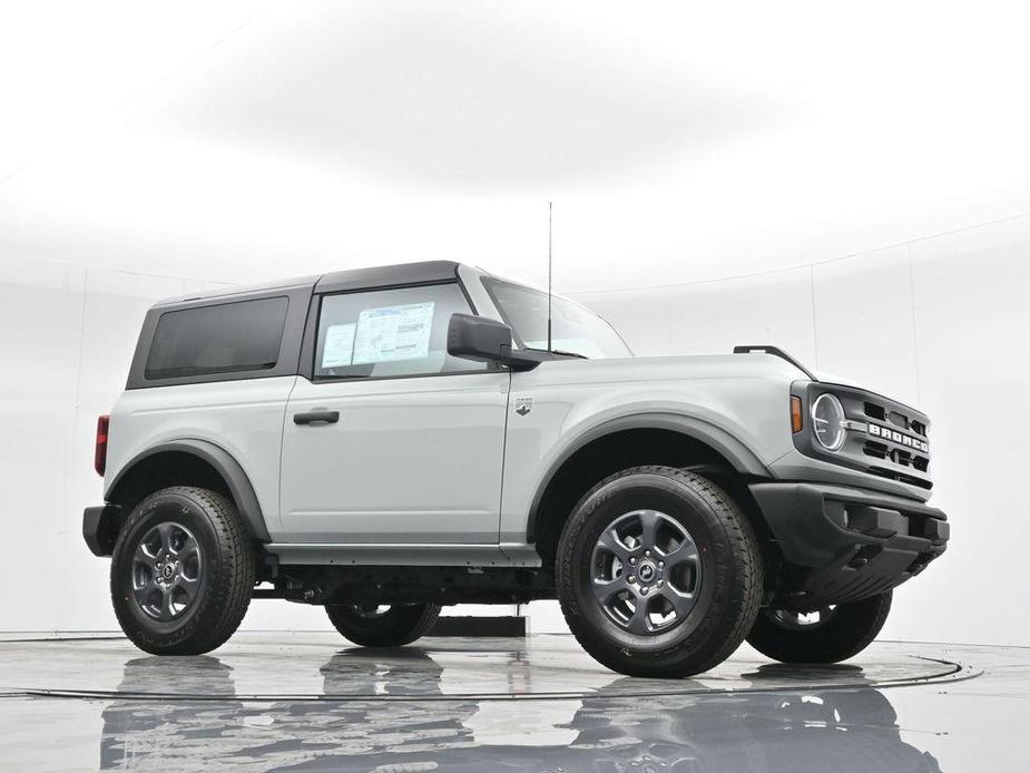 new 2024 Ford Bronco car, priced at $45,415