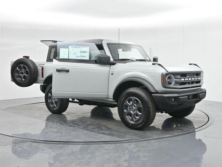 new 2024 Ford Bronco car, priced at $45,415