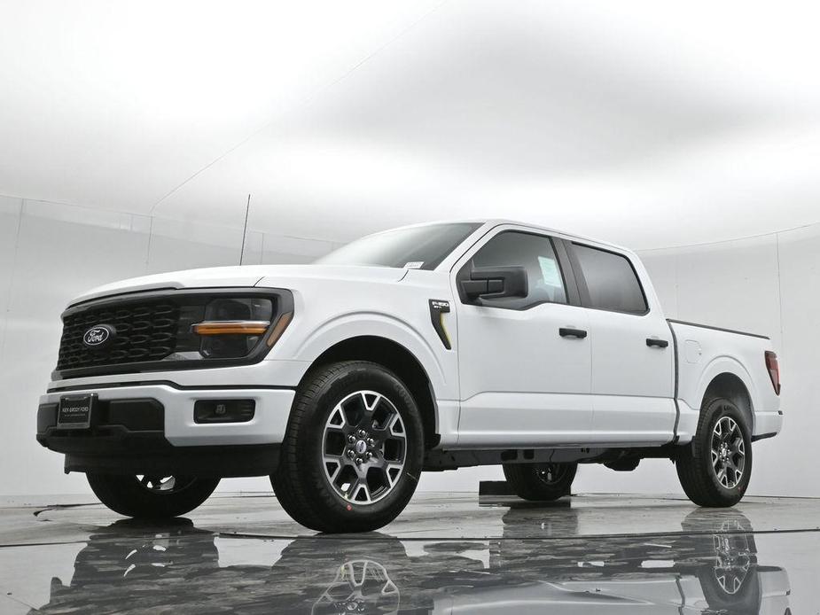 new 2024 Ford F-150 car, priced at $48,330