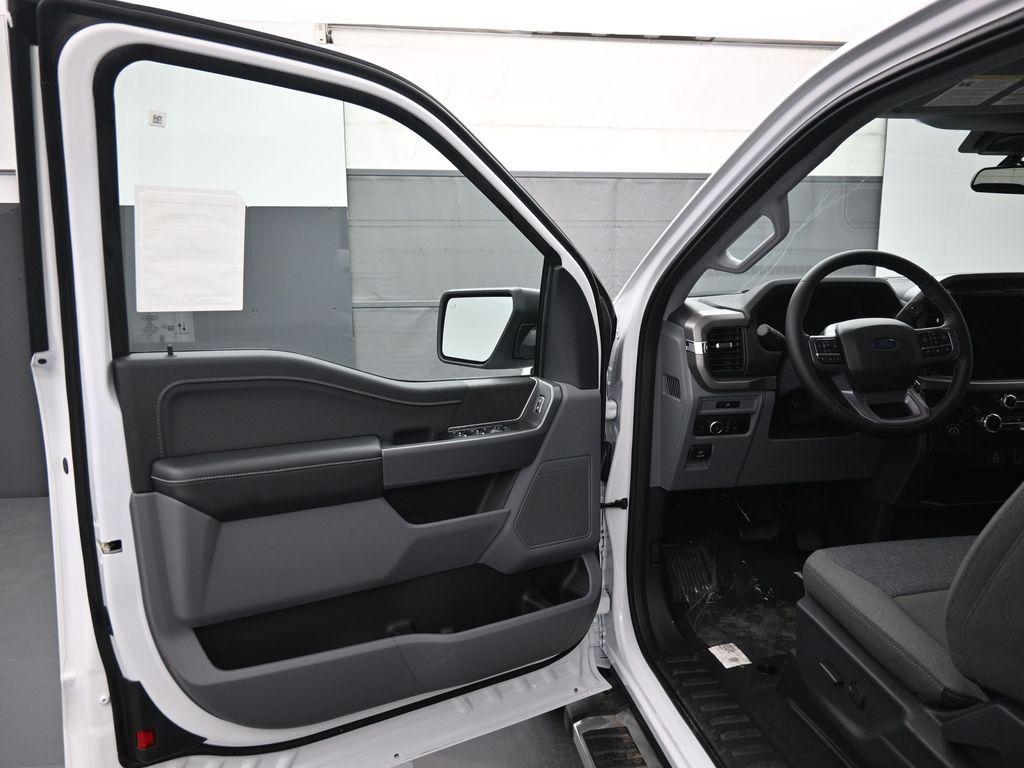 new 2025 Ford F-150 car, priced at $52,245