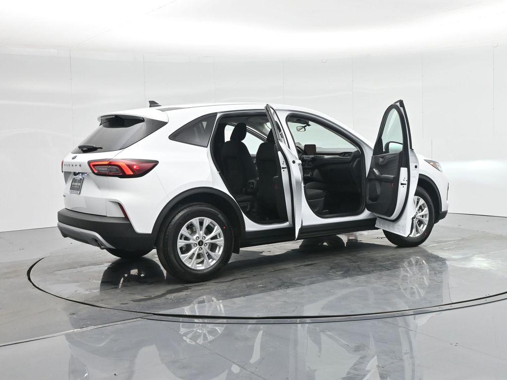 new 2025 Ford Escape car, priced at $26,395