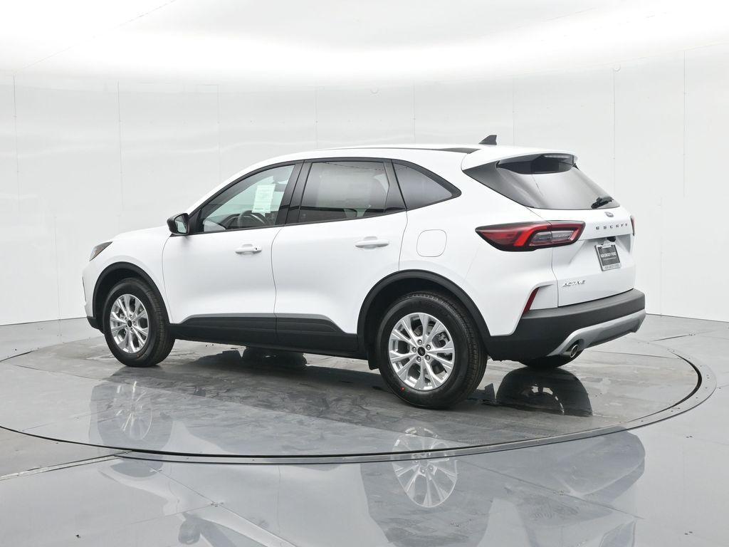 new 2025 Ford Escape car, priced at $26,395