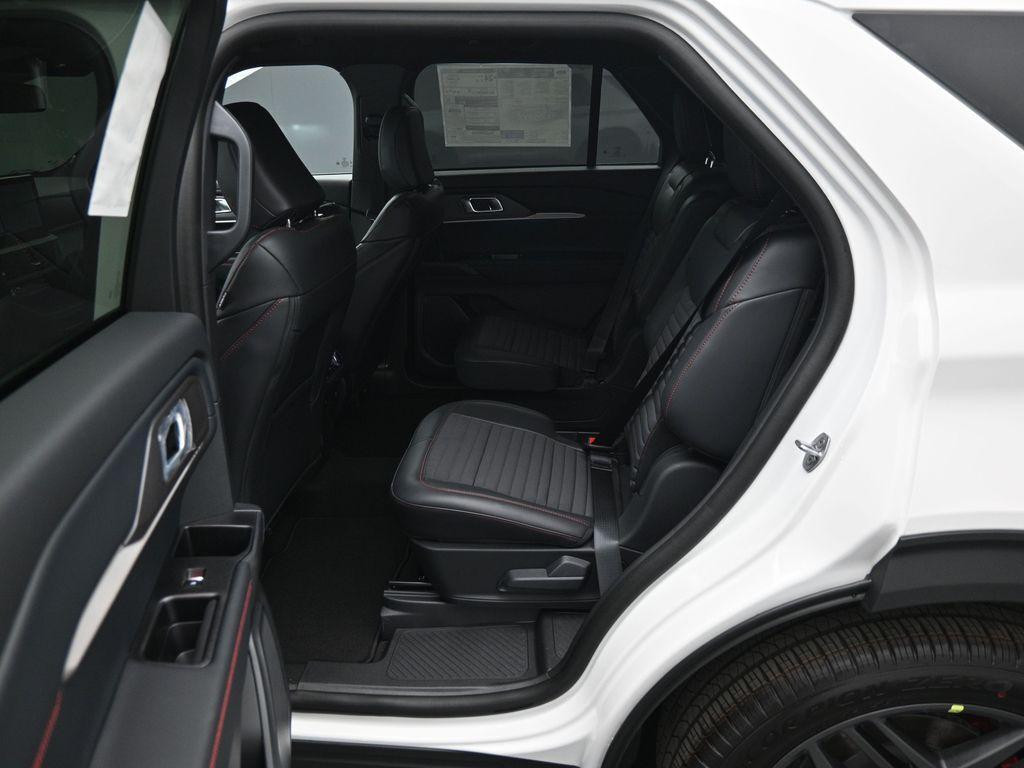 new 2025 Ford Explorer car, priced at $49,425
