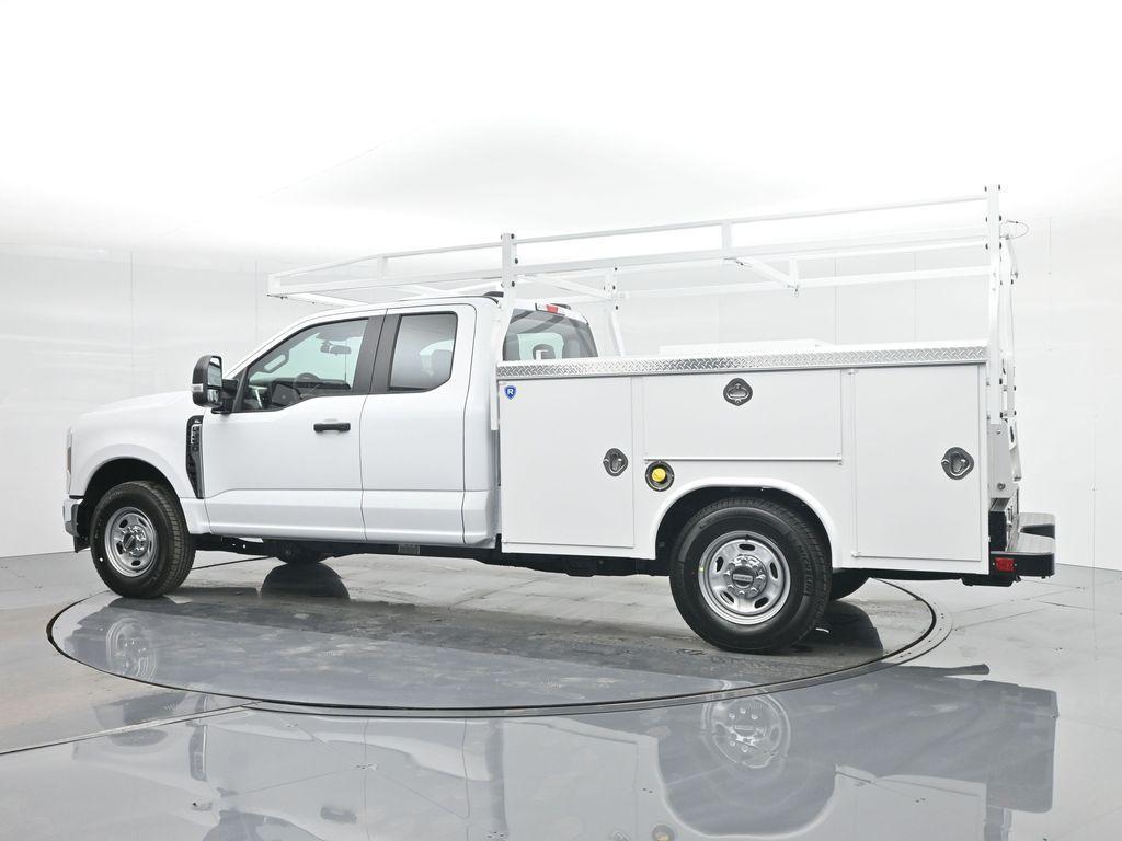 new 2024 Ford F-250 car, priced at $62,438